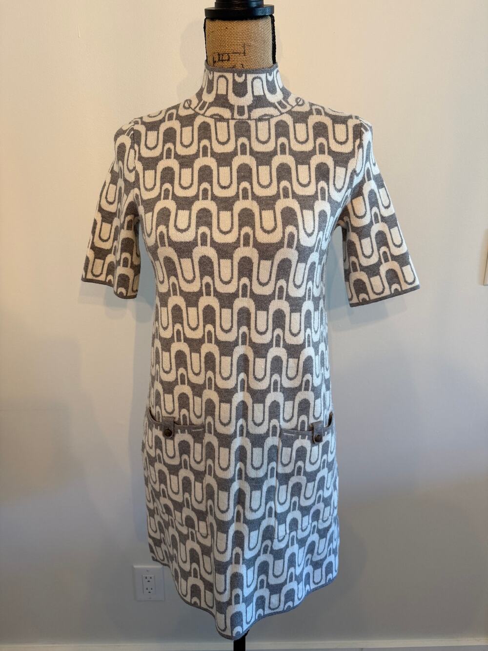 The Annalise Mock-Neck Mini Sweater Dress by Maeve Anthropologie Size XS